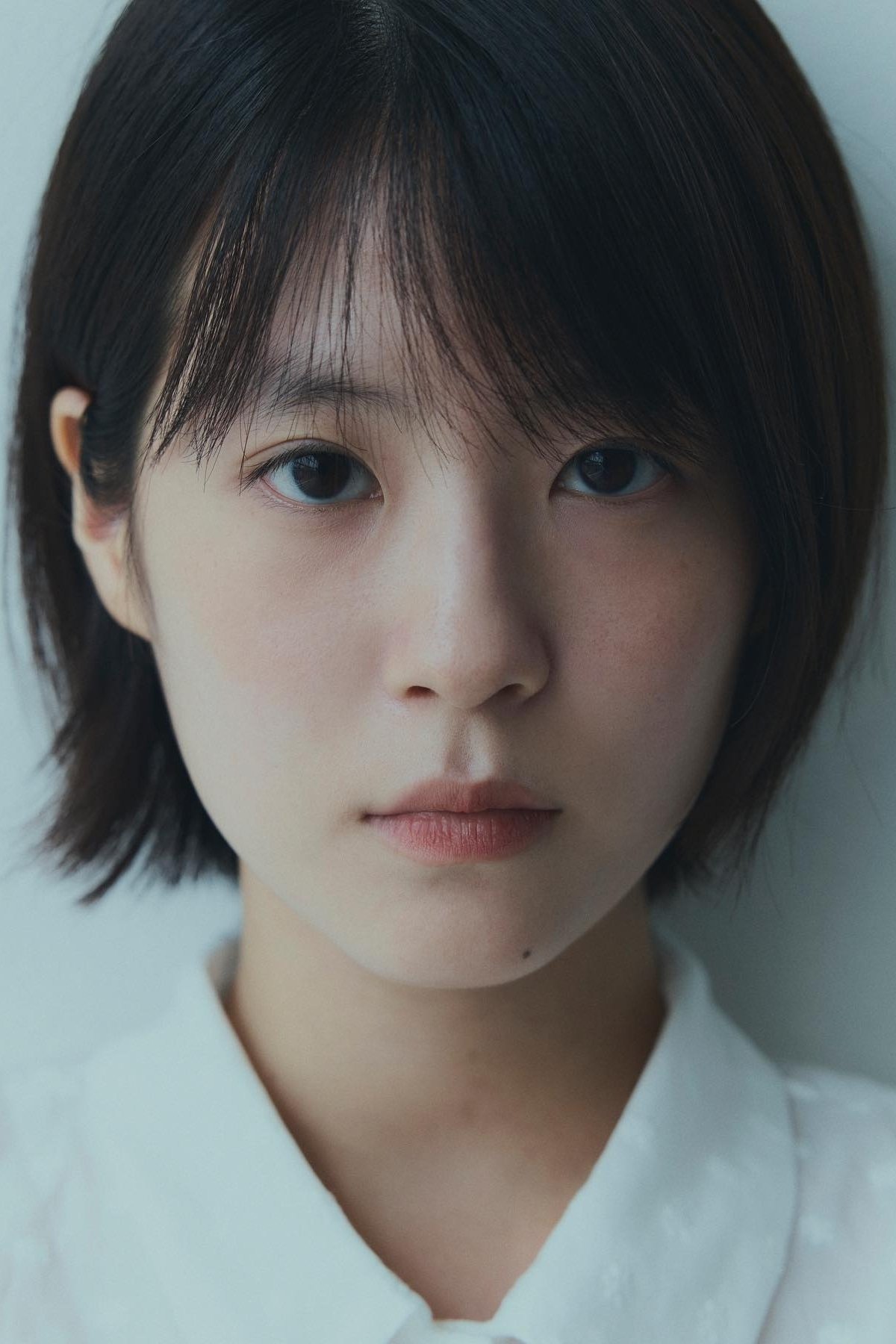 Lee In-young backdrop