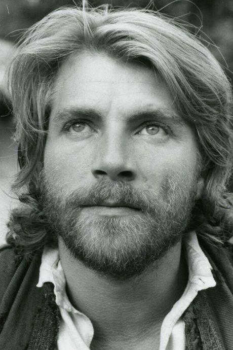 Jean-Marc Maurel backdrop