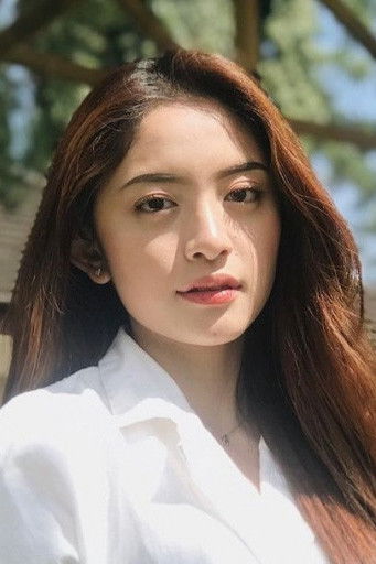 Natalie Zenn backdrop