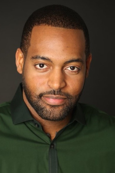 Louis Robert Thompson backdrop