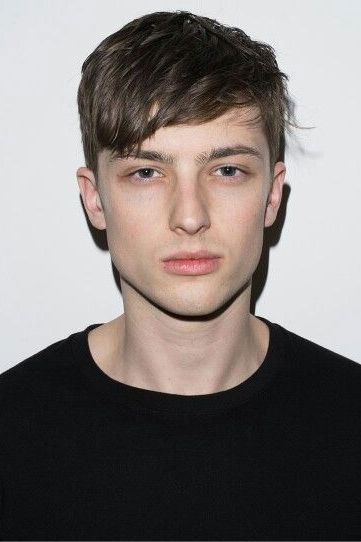 Tejlor Rozen backdrop