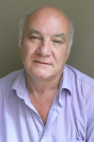 Zhan-Pier Klami backdrop