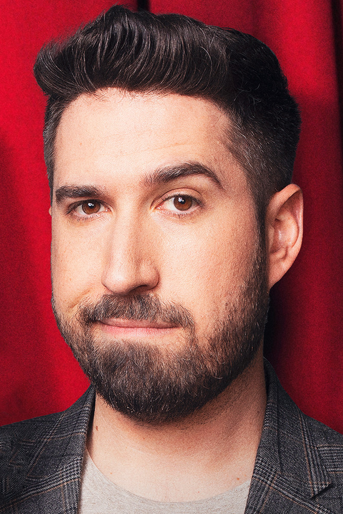 Alex Fernández backdrop