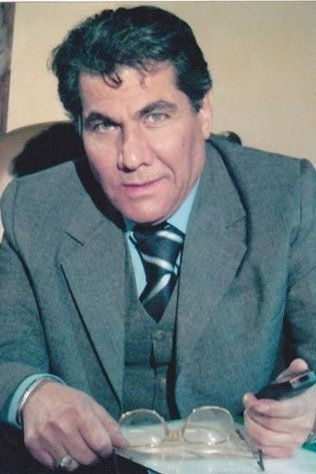 Qais Abdel Fattah backdrop