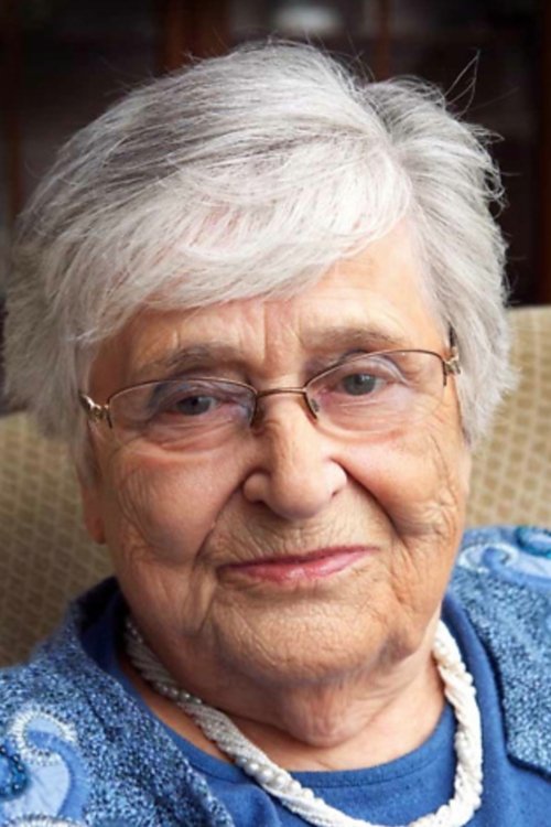 Lydia Tischler backdrop