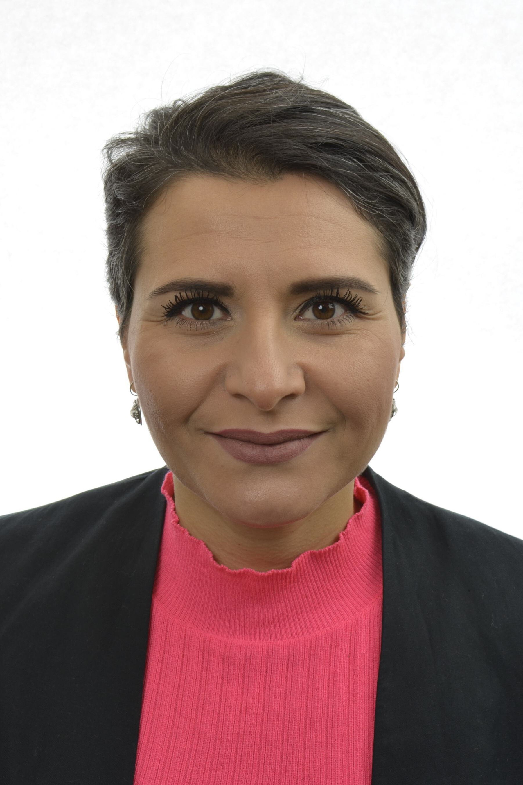 Abir Al-Sahlani backdrop