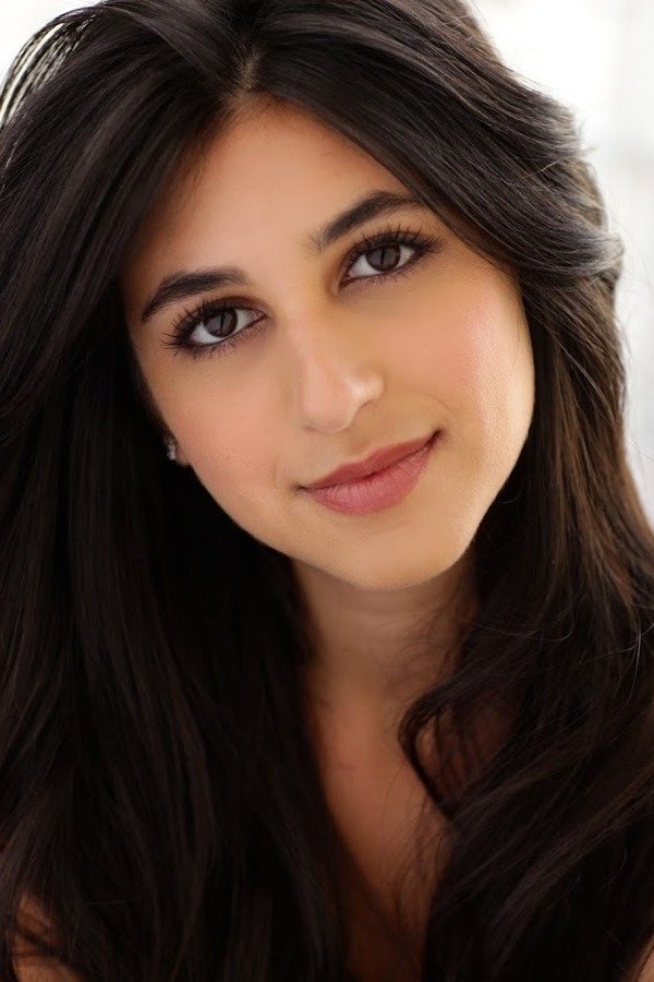 Shlomit Azoulay backdrop