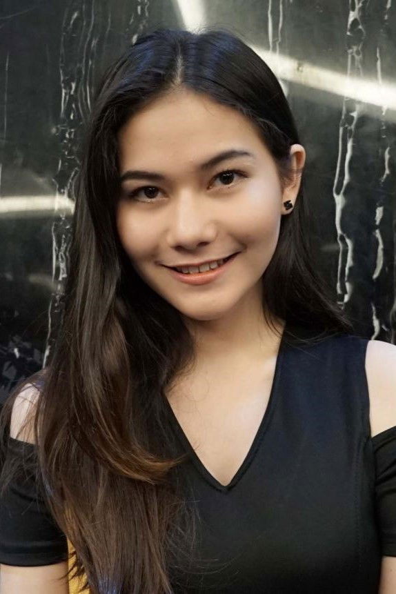 Sonia Alexa backdrop