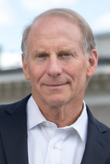 Richard Haass backdrop