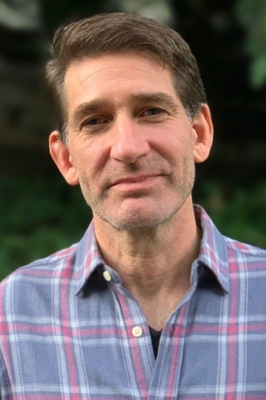 Arnon Manor backdrop