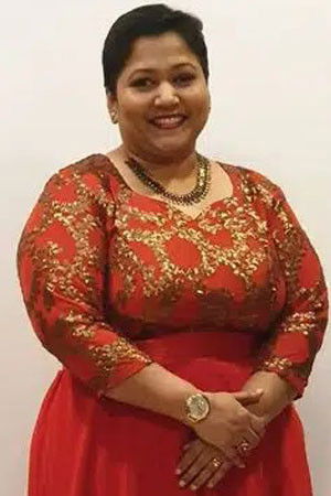 Grace Karunas backdrop