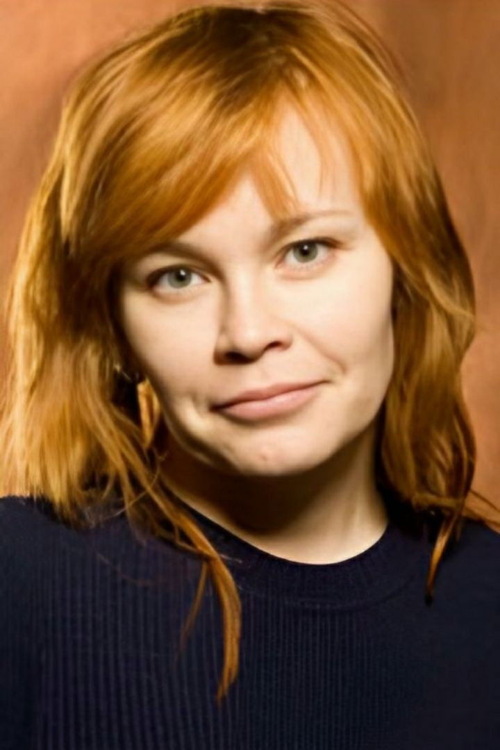 Alina Vlasova backdrop