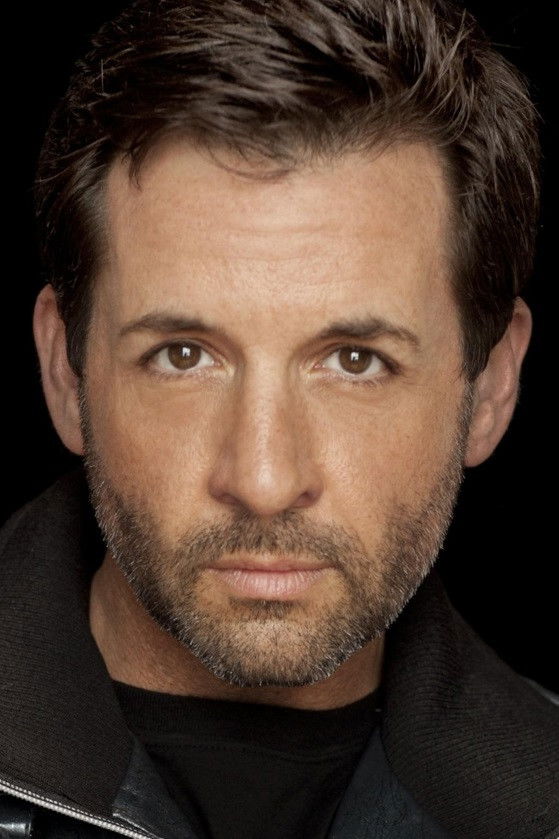 Gabriel Reid backdrop