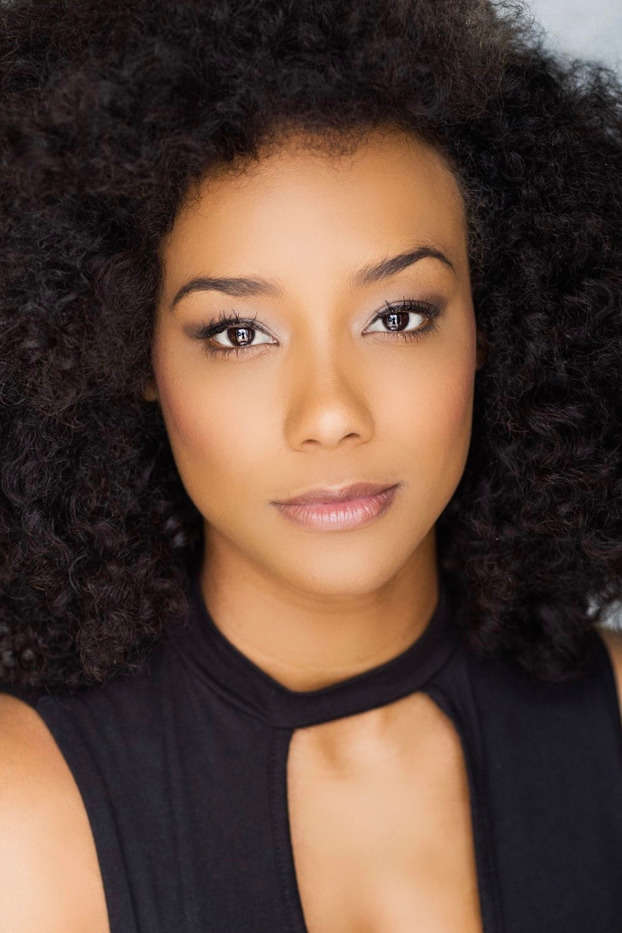 Ashley Jones backdrop