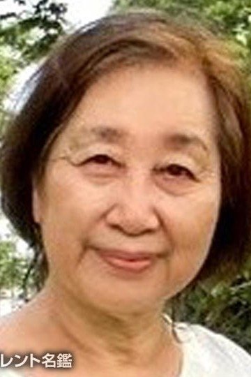 Chiharu Mizuno backdrop