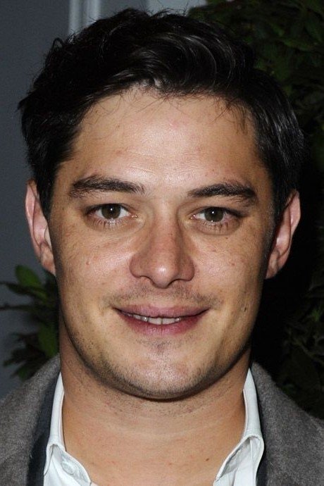 Aurelien Vik backdrop