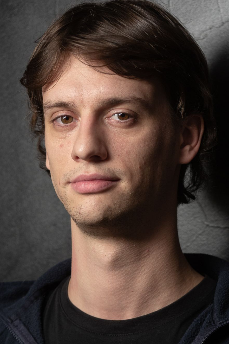 Martin Mesnier backdrop