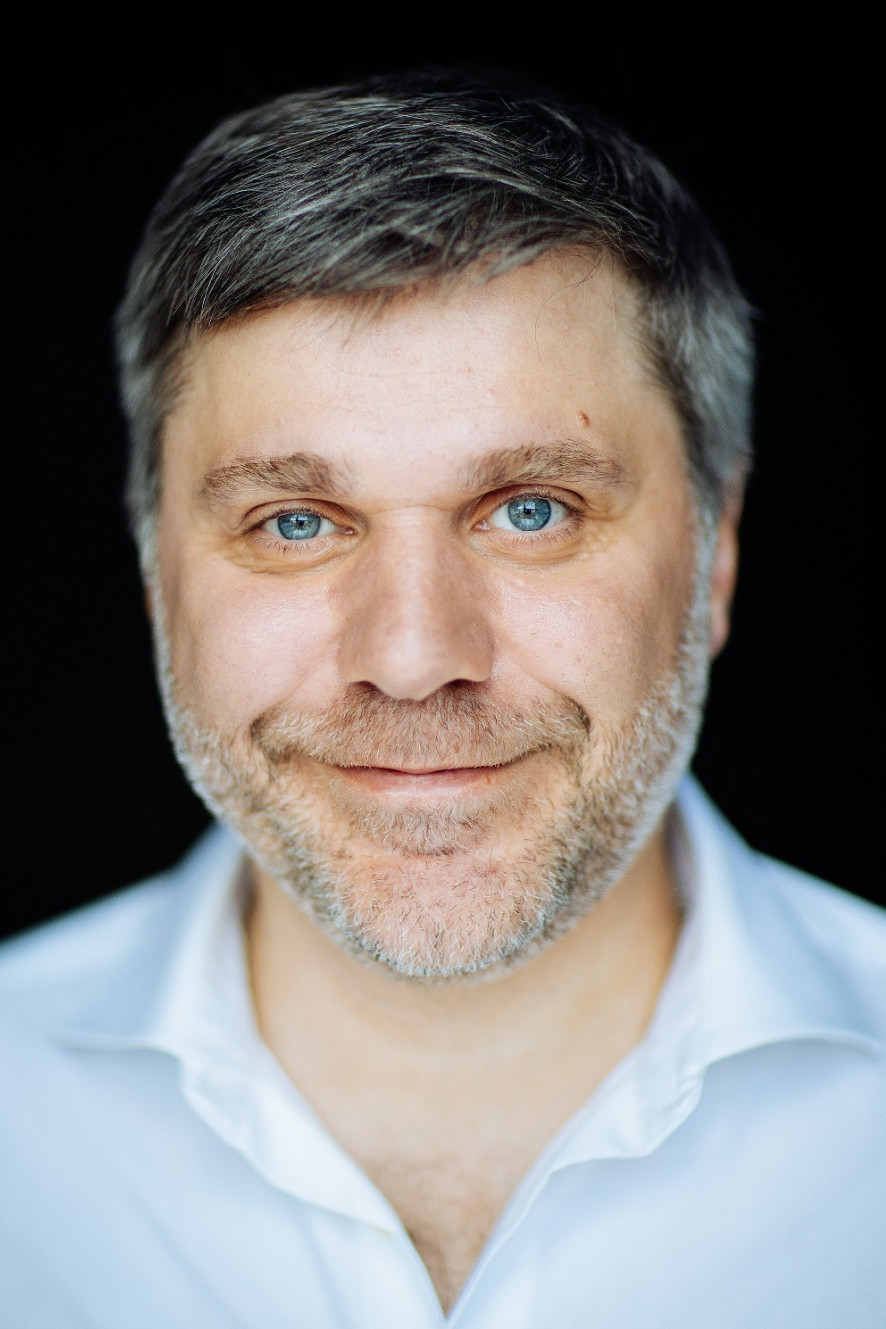 Dzhemal Tetruashvili backdrop