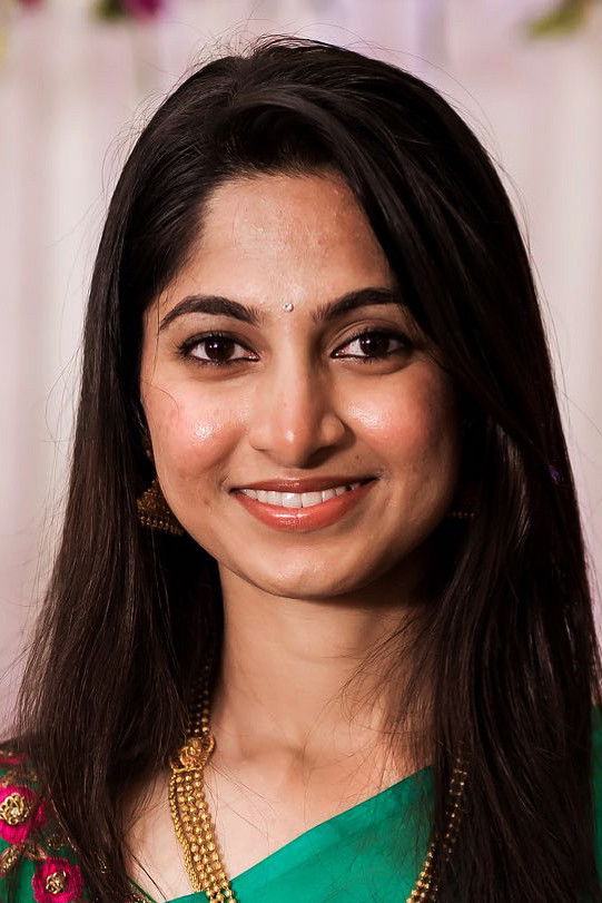 Kushee Ravi backdrop