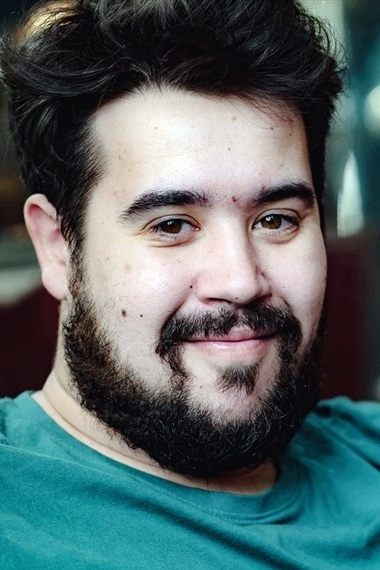 Loïc Lacoua backdrop