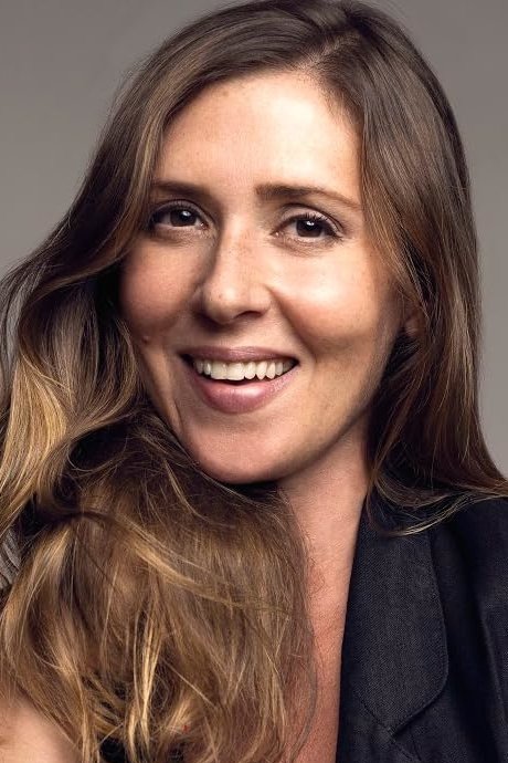 Miriam Silverman backdrop