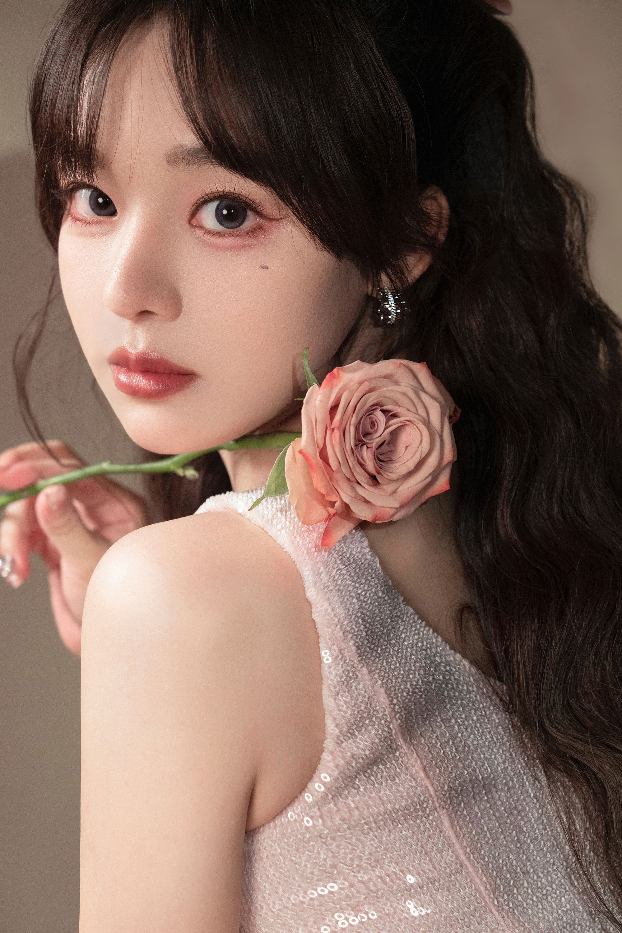 Xiaoyun Huang backdrop