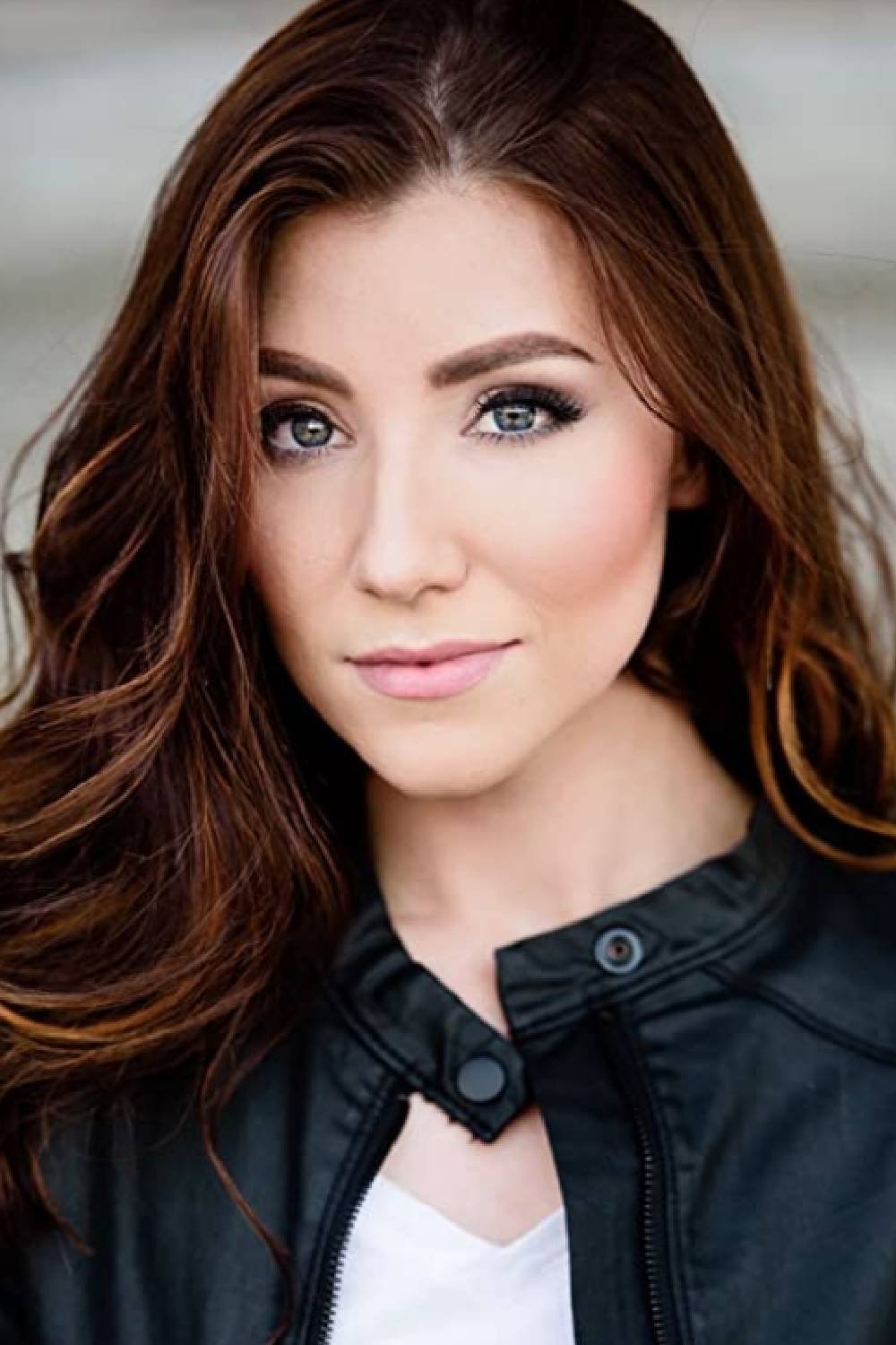 Shae Robins backdrop