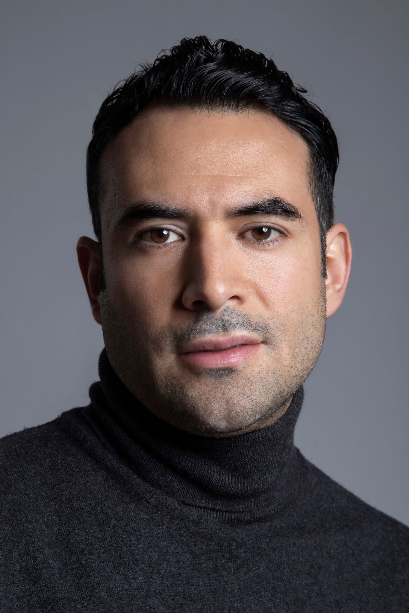 Antonio Alcantara backdrop