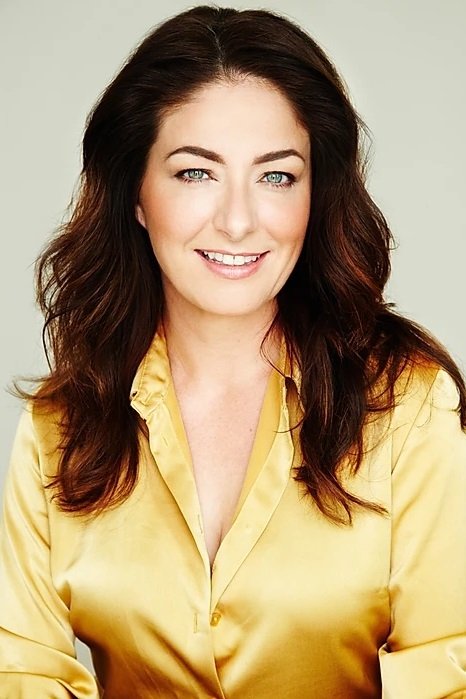 Tanya Schneider backdrop