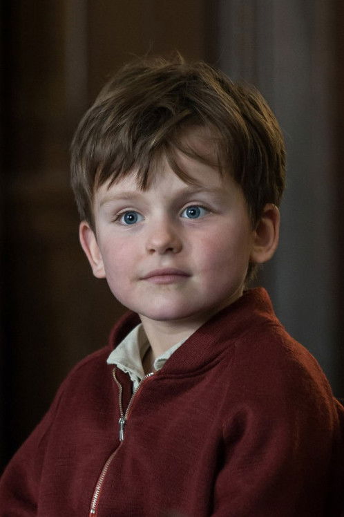 Adam Vojtek backdrop