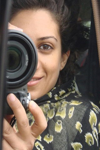 Raha Faridi backdrop