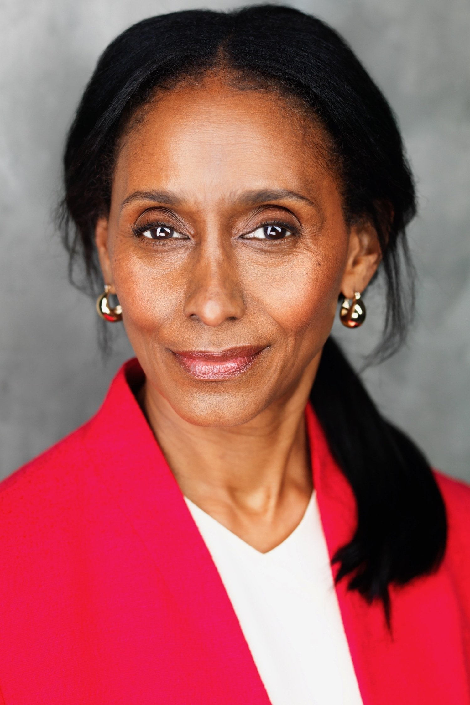 Sali Stjuart backdrop