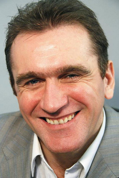 Ilya Semyonov backdrop