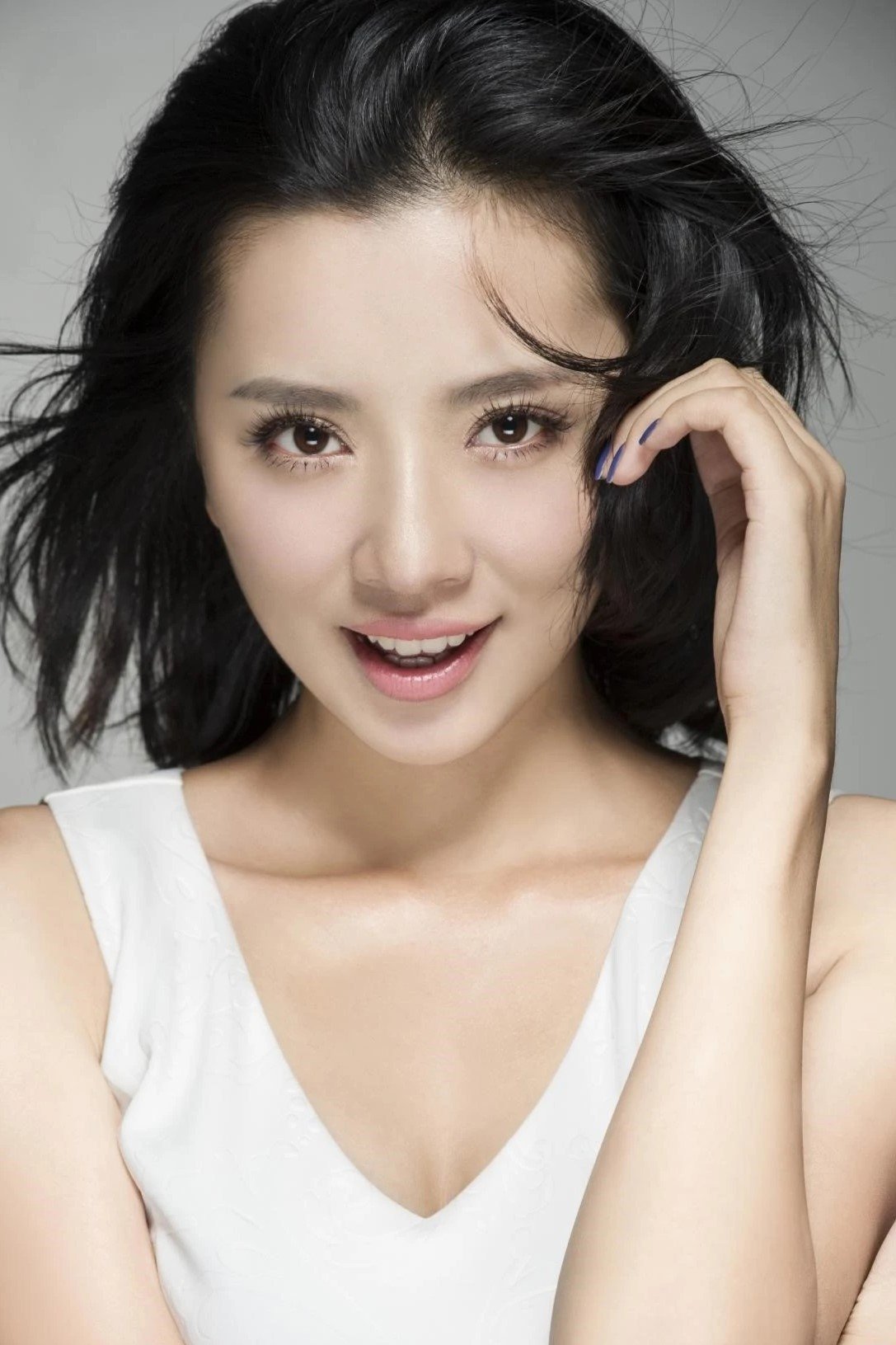 Liu Ruiqiao backdrop