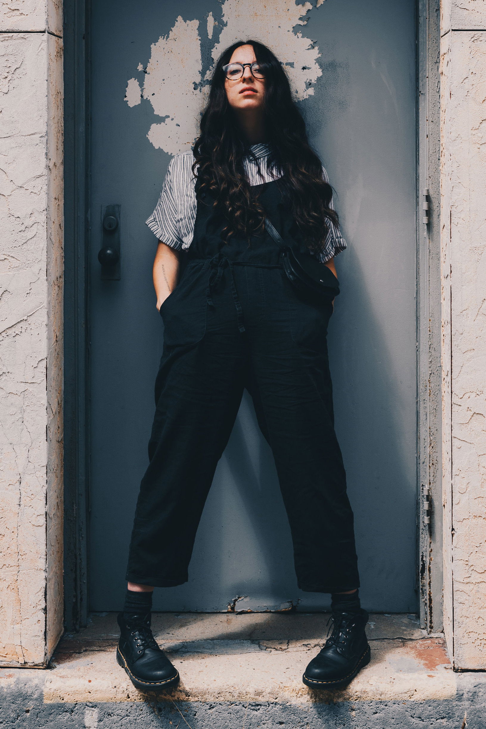 Eshli Stjuart backdrop