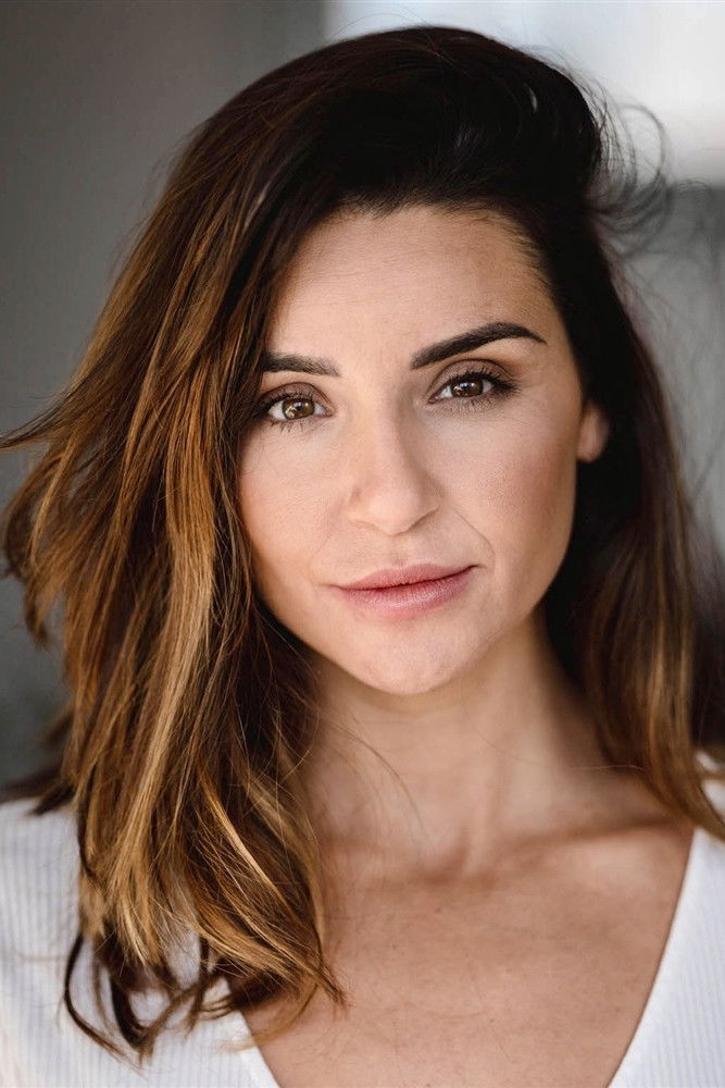 Virgilia Giambruno backdrop