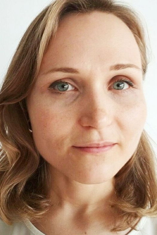 Iryna Ustelentseva backdrop