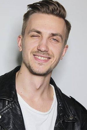 Maksym Yakobchuk backdrop