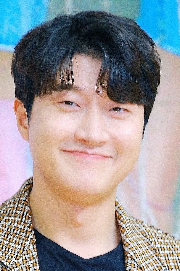 Jang Jun-hyeon backdrop