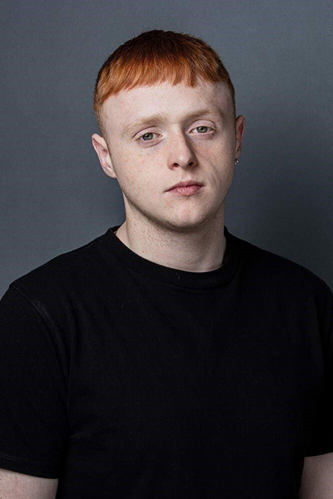 Spike Leighton backdrop