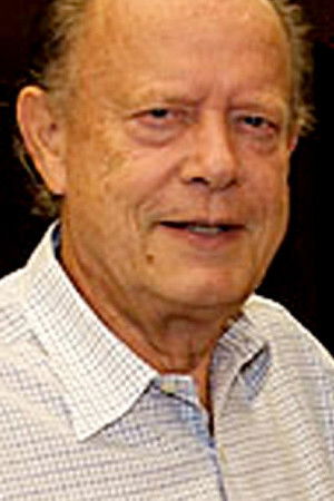 Romano Vanderbes backdrop