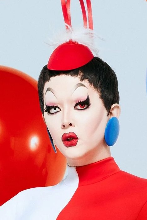 Aiden Zhane backdrop