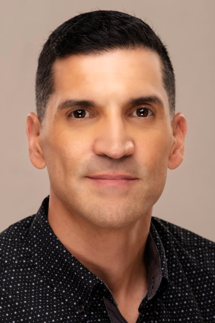 Alex Abrahantes backdrop