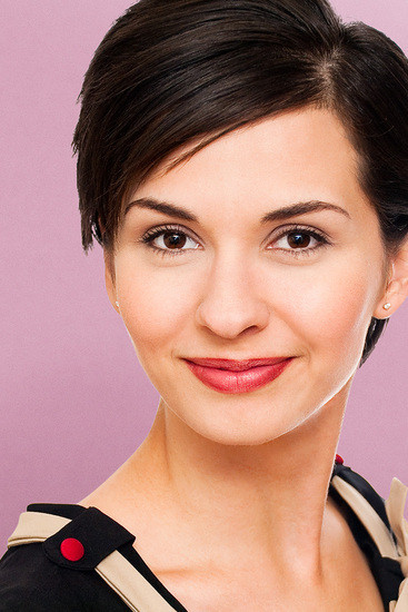 Julianne Donelle backdrop