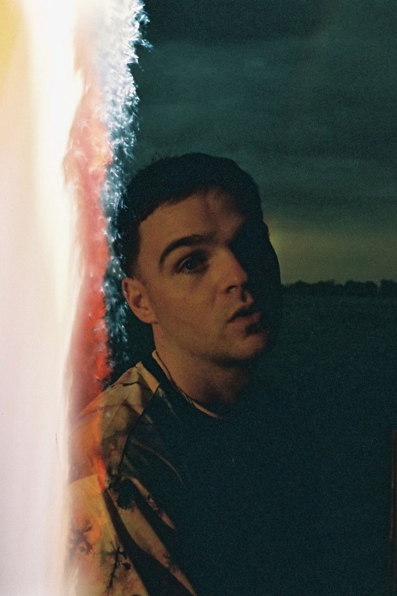 Romain Dumont backdrop