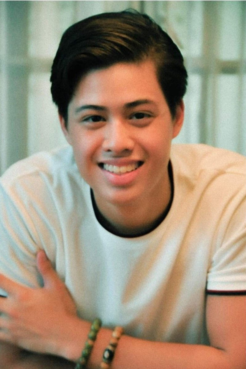 Juami Gutierrez backdrop