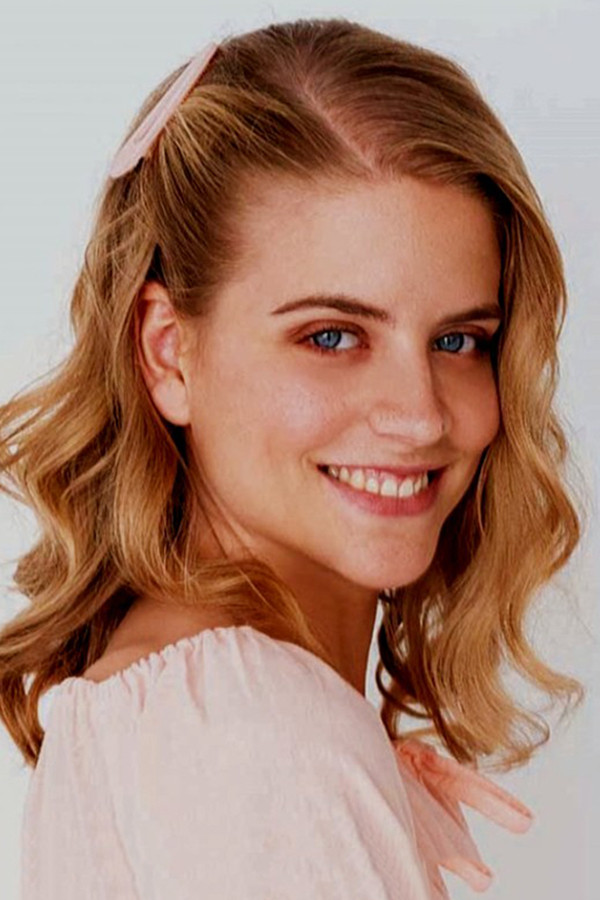 Danae Michalaki backdrop