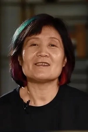 Xiaoyan Bai backdrop