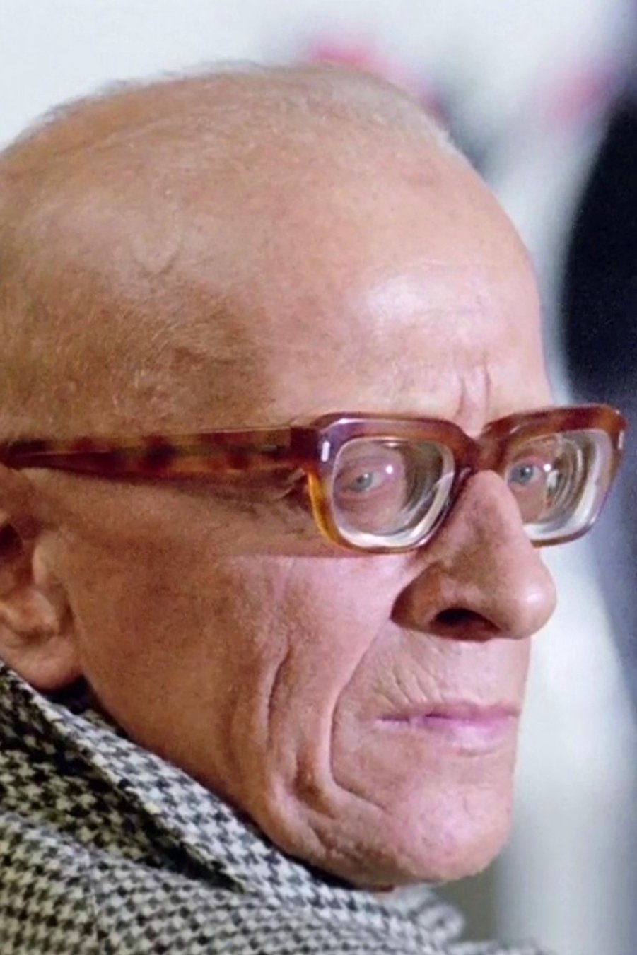 Alessandro Tedeschi backdrop