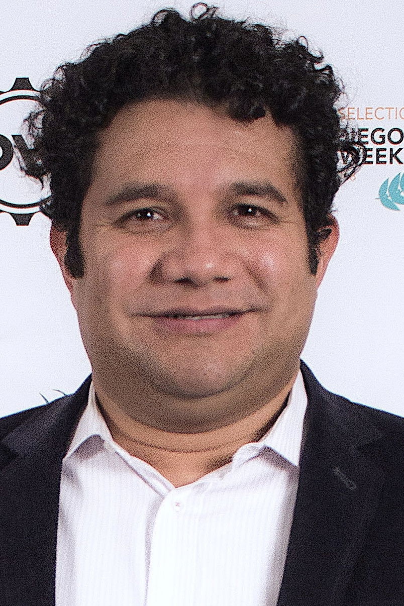 Javier Augusto Nunez backdrop